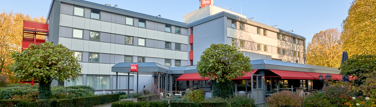IBIS Tilburg Exterior 027 1920x738